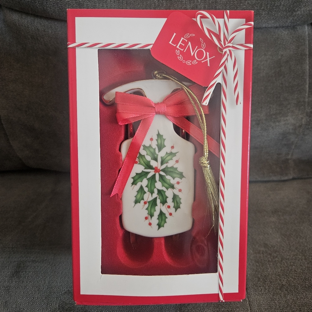 Lenox Holiday Sleigh Ornament In Original Box